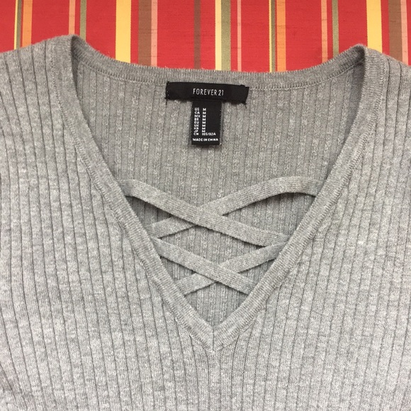 Forever 21 Long Sleeve Crop Top - Picture 7 of 10